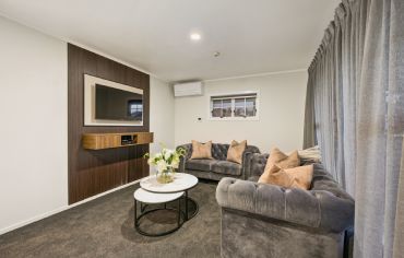 Luxury One-Bedroom Suite